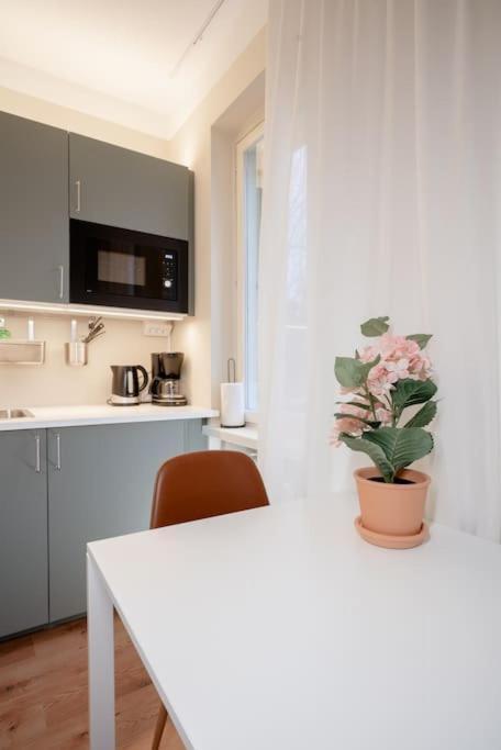 Beautiful Small Apartment トゥルク エクステリア 写真