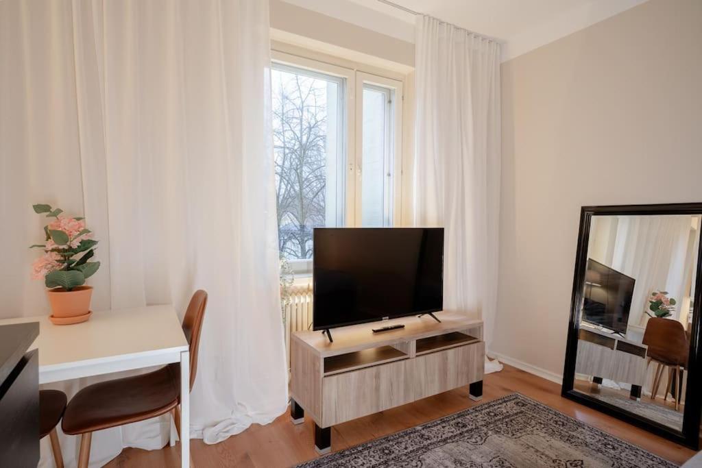 Beautiful Small Apartment トゥルク エクステリア 写真